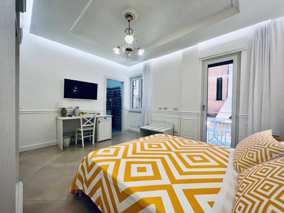 Palazzo Mauro Sorrento Luxury Rooms Eksteriør bilde